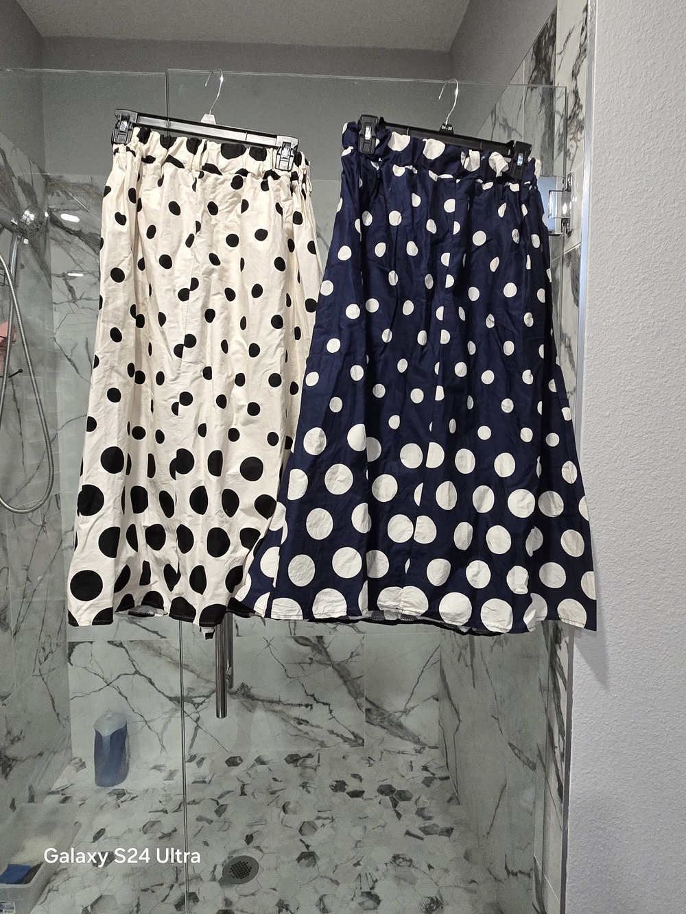 6.      Por Unida.   Polka Dot Midi Skirt - Navy and Cream